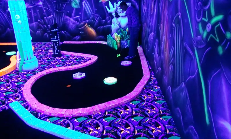 Glowgolfen