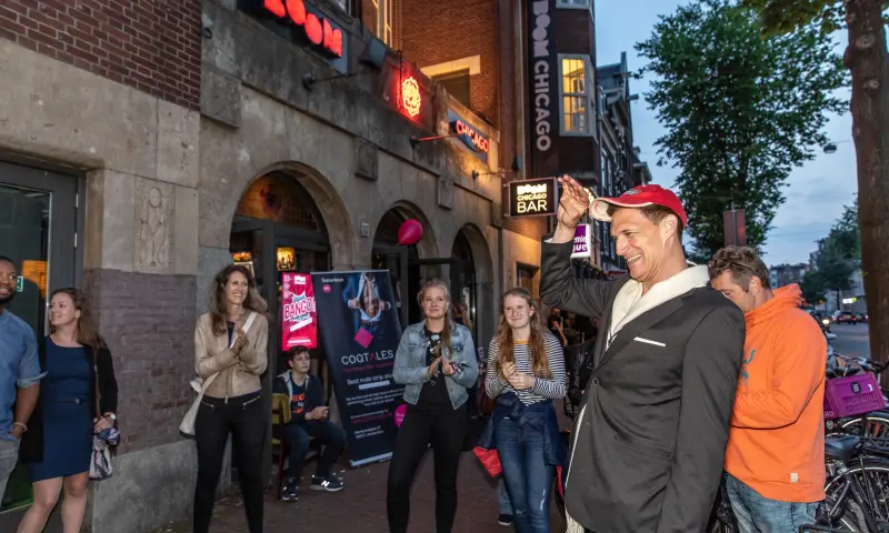 Stand-up comedy op straat!