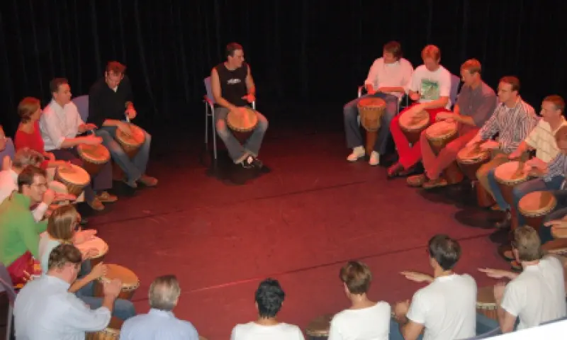 Djembe Workshop met het bedrijf