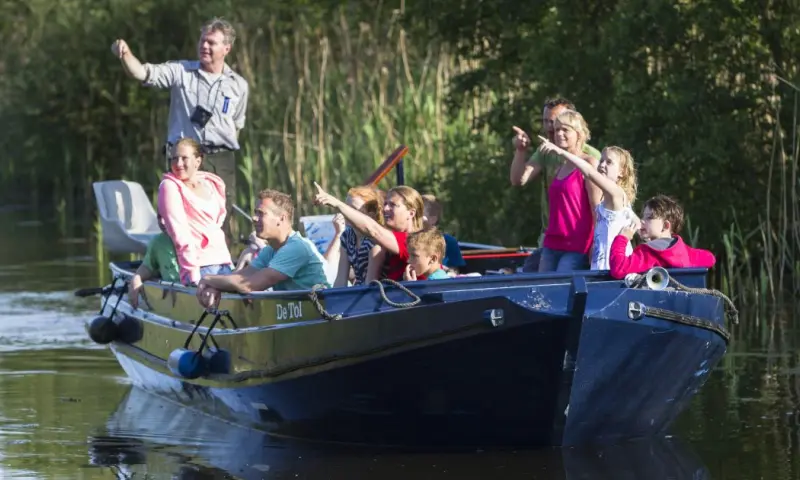 Herfstvaartocht op de Nieuwkoopse Plassen
