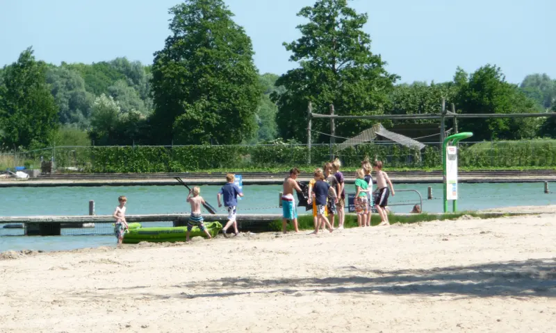Strand bij Maarsseveense plassen