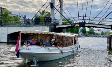 Hoe organiseer je een onvergetelijk teamuitje op het water?