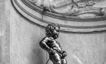 De preutsheid van Manneken Pis - Brussel in Vogelvlucht