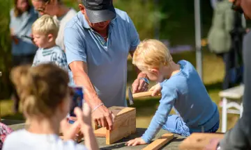 Nestkastjes timmeren in De Pelen
