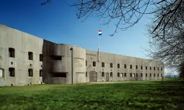Verken Fort bij Spijkerboor zelf