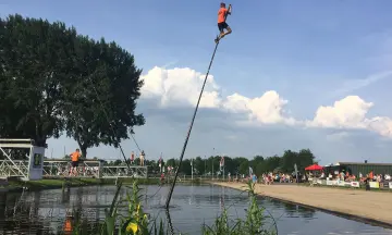 Polsstokverspringen!