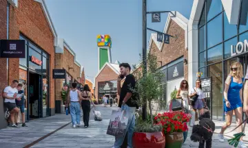 Shoppen in de outlet