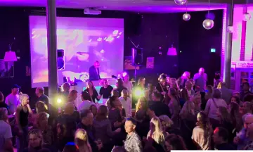 Single Meet Single Party