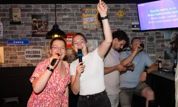 Karaoke Battle