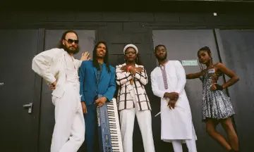 Red Light Jazz Arp Frique & The Family