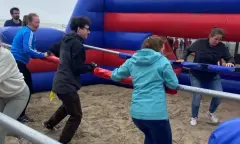 3 vrouwen gefocust