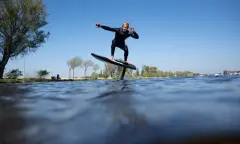 efoilen actief surfen