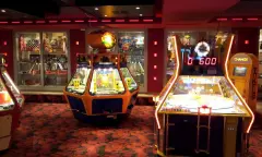 Arcade hal Renesse