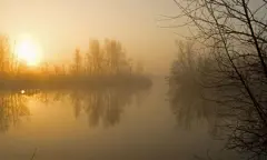 Varen op het Naardermeer voor dag en dauw