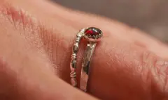 Zilveren ringen met steentje