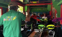 Drumworkshop in de Drumcaravan XL