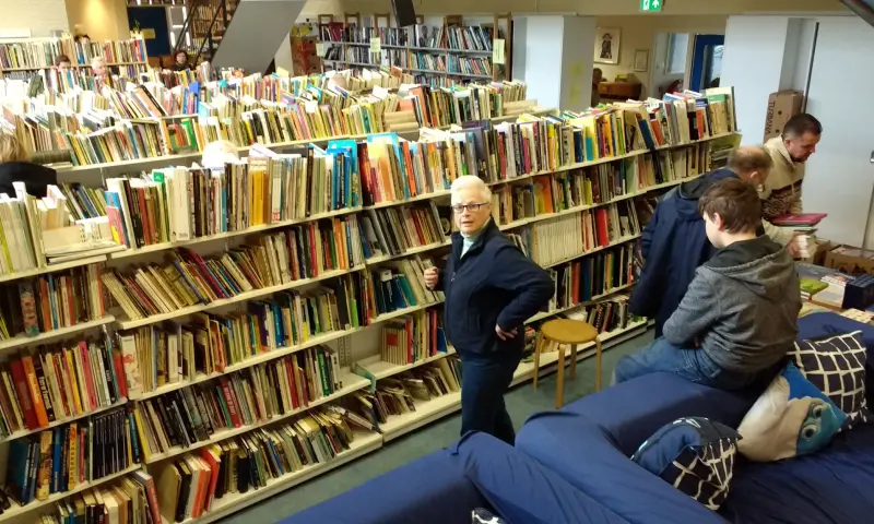 bezoeker boekenbeurs