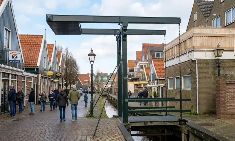 Volendam haven