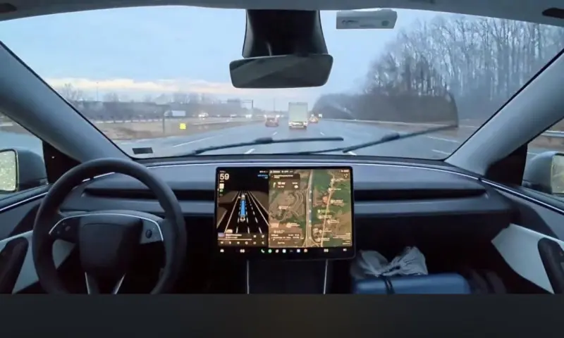 Zelfrijdende Tesla Tour