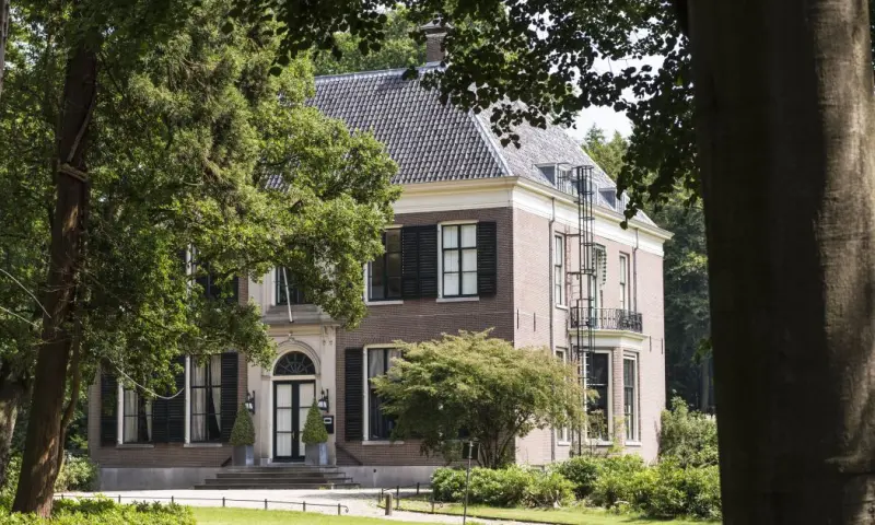 Ontdek de historie van Frans Blaauw en Louise Six op Gooilust