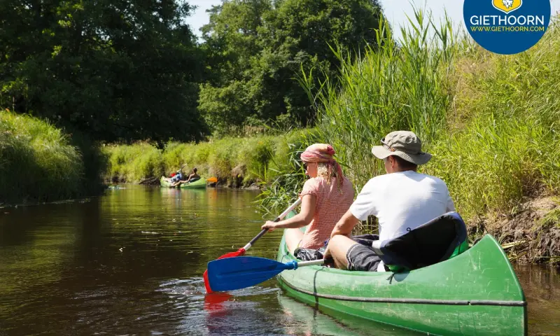 kanoen in giethoorn