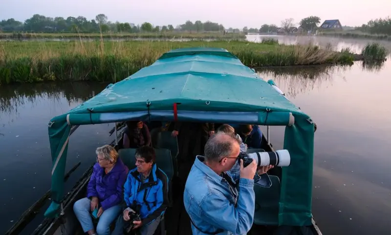 Varen en fotograferen op de bloemrijke Vlietlanden