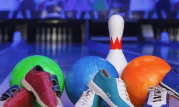 Bowlen als groepsuitje: waarom het (bijna) altijd een succes is