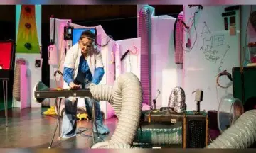 Theatergroep Heer Otto - Laboratorium Einstein en de Stinkstad