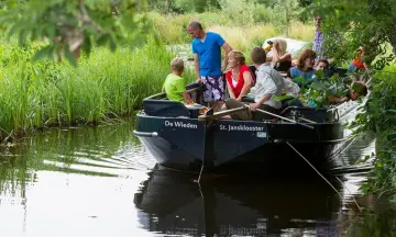 Zomerse vaartocht rondom Belt-Schutsloot